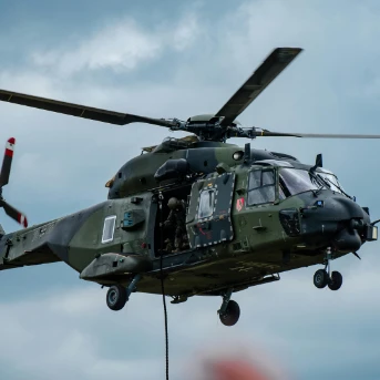 Helicopter 