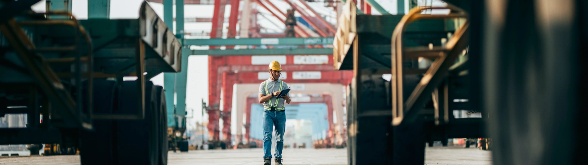 worker in logistic area G