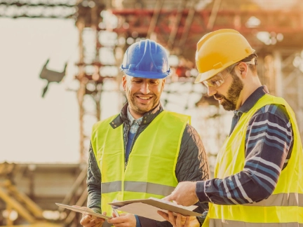 Ondersteuning van duurzame infrastructuur bij bouwprojecten.